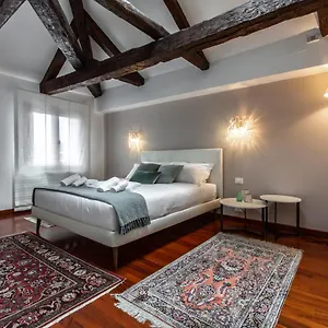 Appartamento San Pantalon Luxury Penthouse R&r, Venezia